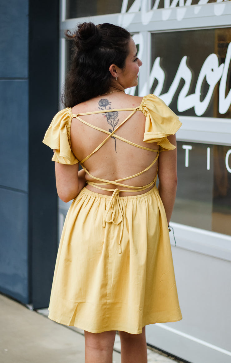 The Game Day Flutter Sleeve Mini (Gold)