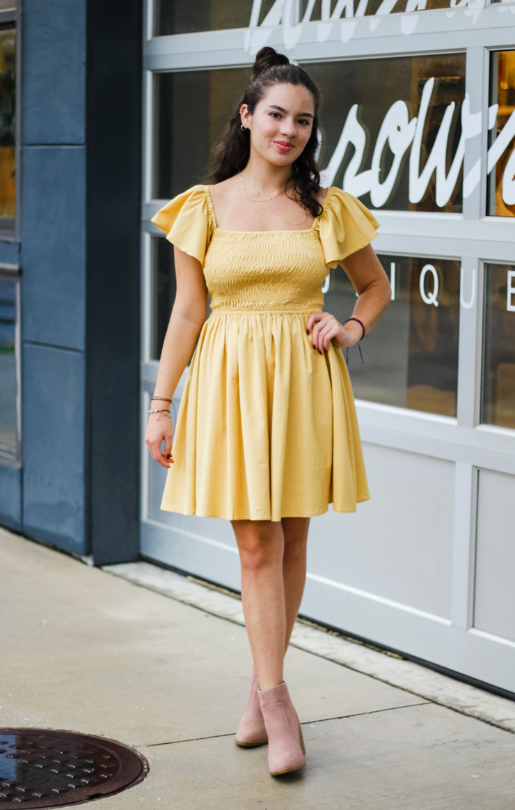 The Game Day Flutter Sleeve Mini (Gold)