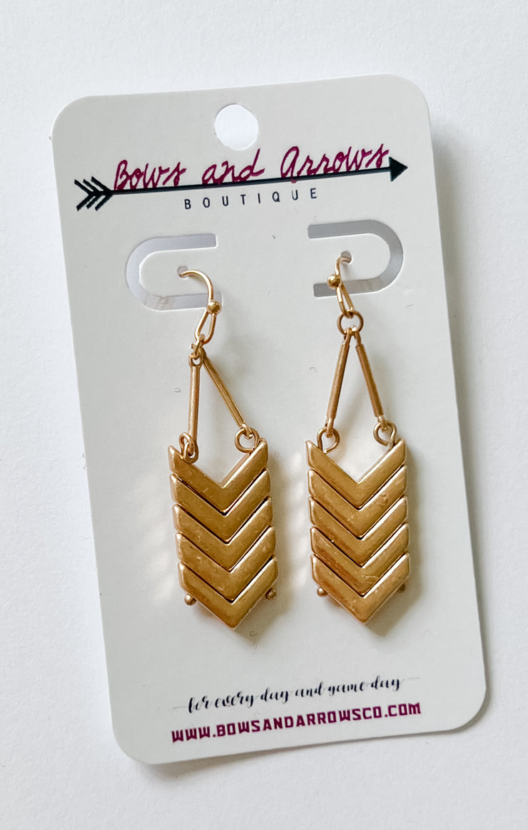 The Chevron Dangle Earrings (Gold)