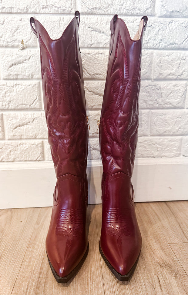 The Cincinnati Boot (Garnet)