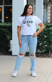 Erin Boyfriend Knights Cropped Tee