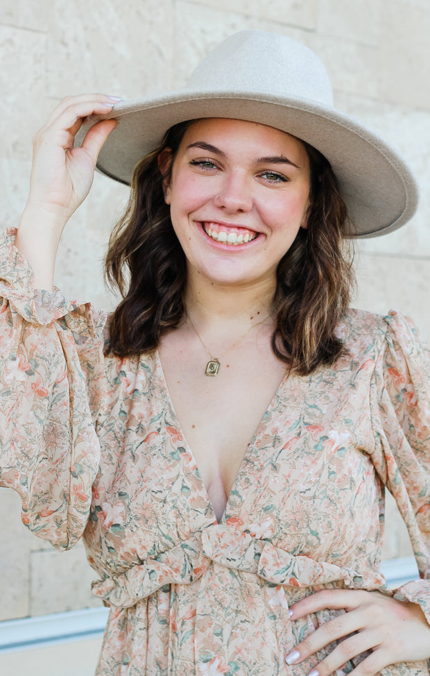 The Classic Wide Brim Hat (Oatmeal)