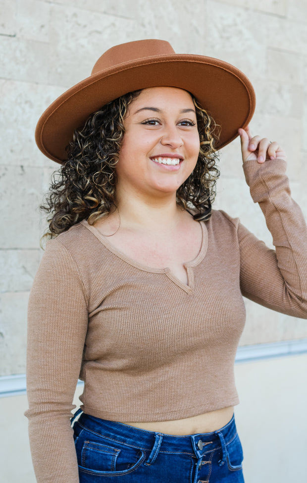 The Printed Ribbon Wide Brim Hat (Camel)