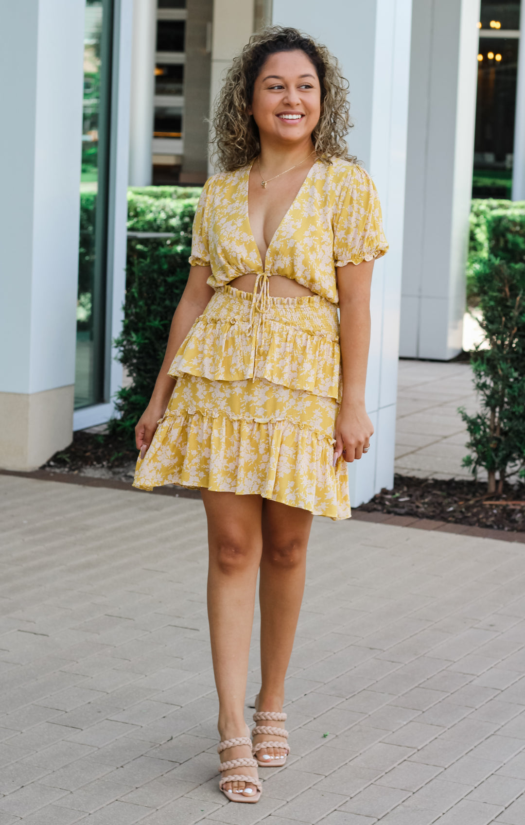 gold ruffled dress Women's Southern Clothing Boutique - Mable Left side slit holy communion dress Size:10 (Preschool) Tall White Dress Shirt